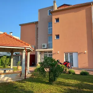 Guest house Bed & Breakfast Grgic, Novigrad (Istria)